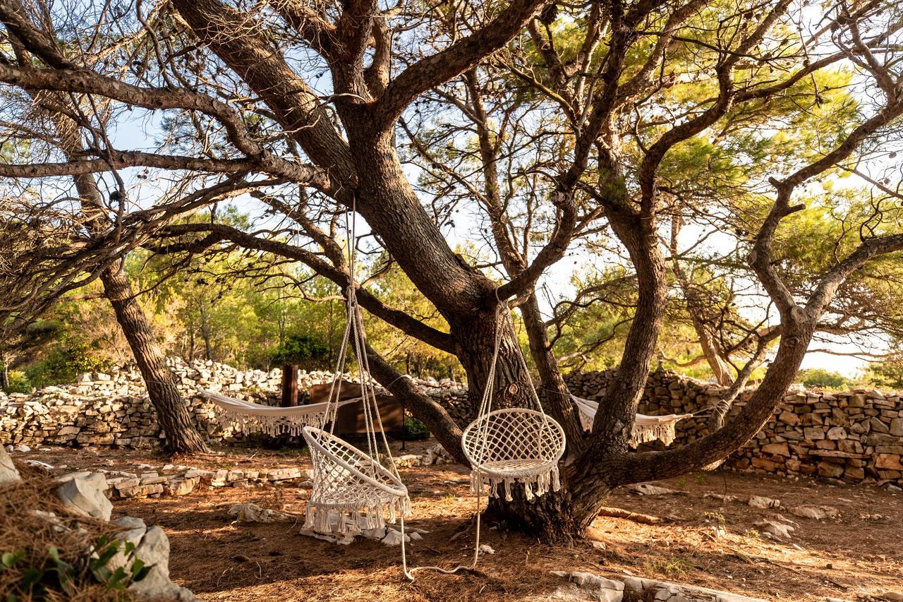 Plage Cachee - Glamping วรอสกา ภายนอก รูปภาพ