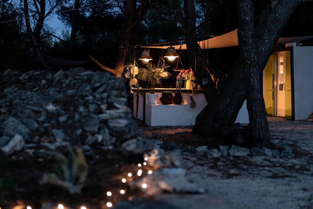 Plage Cachee - Glamping วรอสกา ภายนอก รูปภาพ